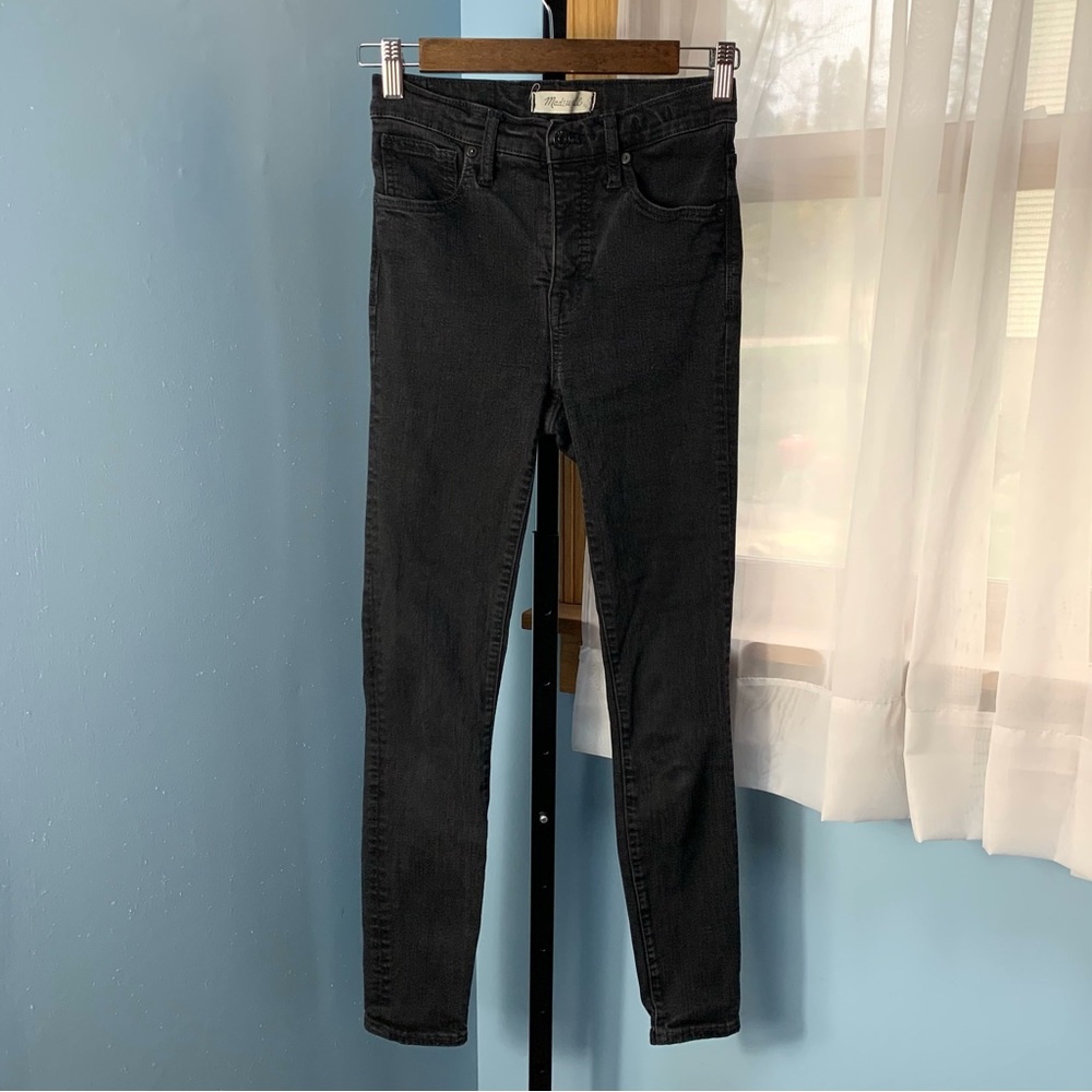 Madewell Black 9” High Rise Skinny Jeans - Picture 2 of 7